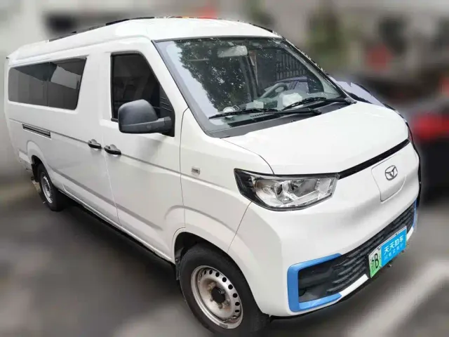 Kaiyi River Dolphin E7 — Фото автомобиля 3