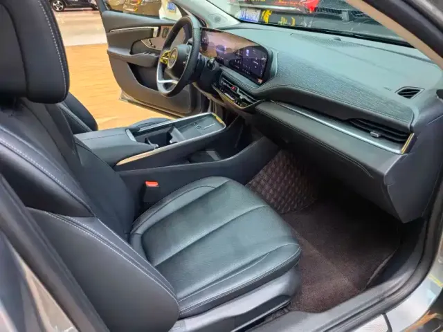 Buick LaCrosse — Фото автомобиля 6