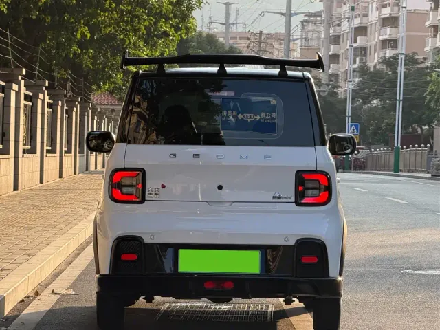 Geely Panda — Фото автомобиля 11