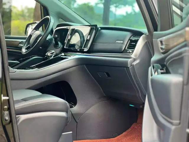 GAC Trumpchi M8 — Фото автомобиля 12