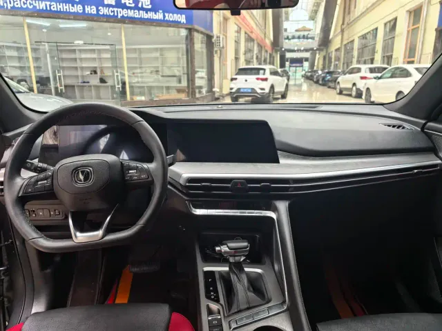 Changan CS35 Plus — Фото автомобиля 13
