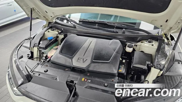 Kia EV6 — Фото автомобиля 9