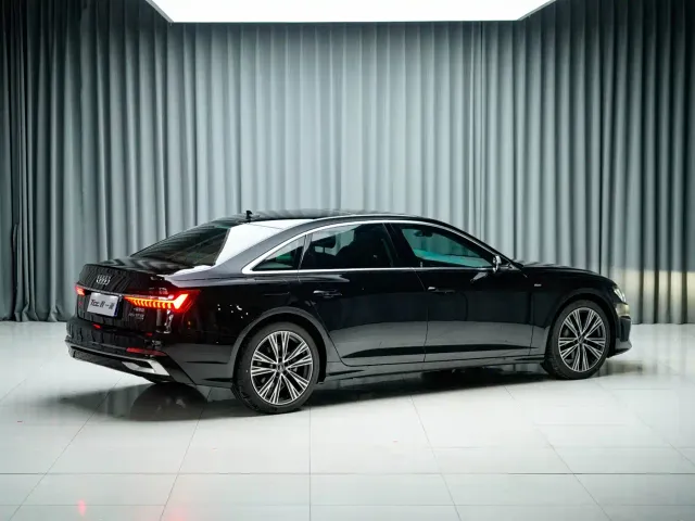 Audi A6L — Фото автомобиля 7