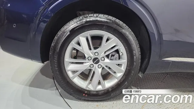 Genesis GV70 — Фото автомобиля 5