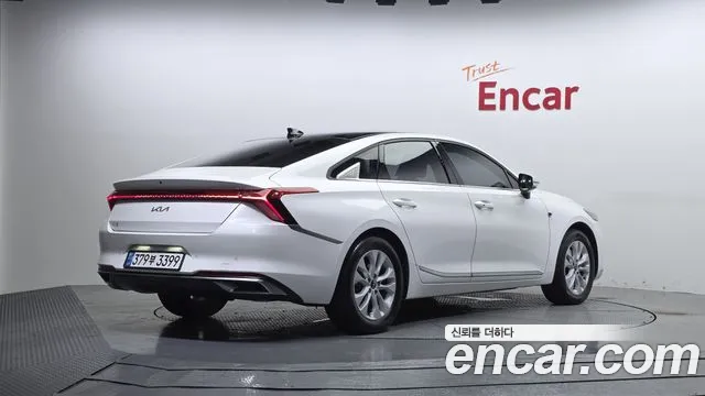 Kia K8 — Фото автомобиля 2