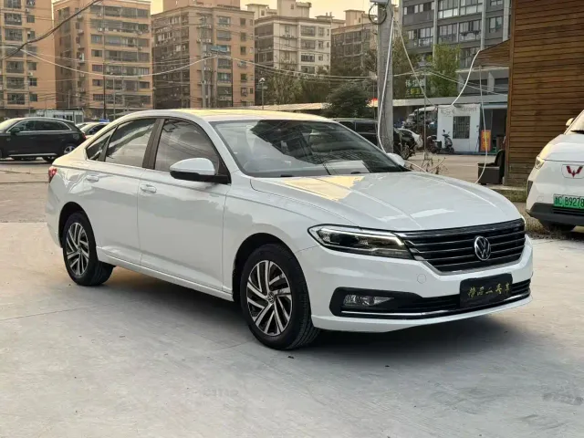 Volkswagen Lavida — Фото автомобиля 3
