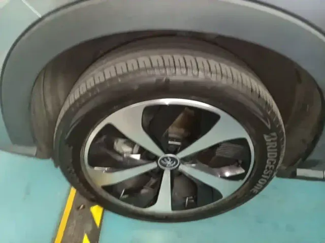 BYD Song PLUS — Фото автомобиля 22