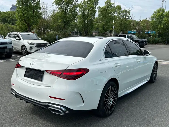 Mercedes-Benz C-Class — Фото автомобиля 16