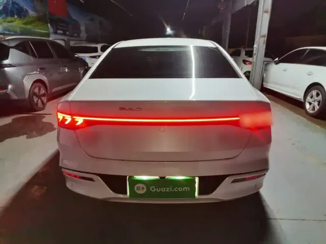 BYD Qin PLUS — Фото автомобиля 5