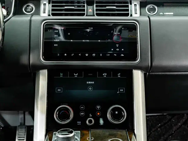 Land Rover Range Rover — Фото автомобиля 15