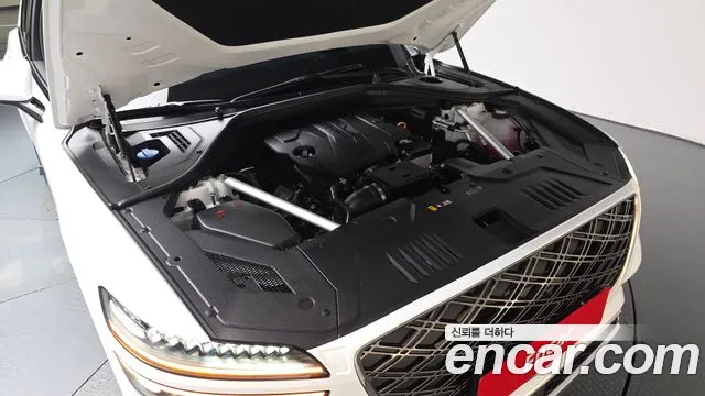 Genesis GV70 — Фото автомобиля 5