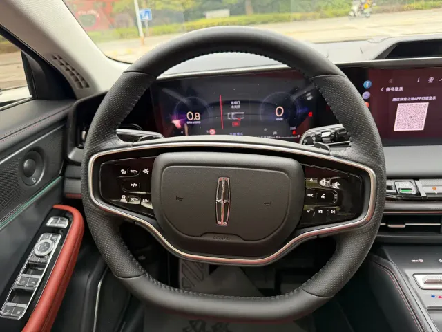 Lincoln Z — Фото автомобиля 24