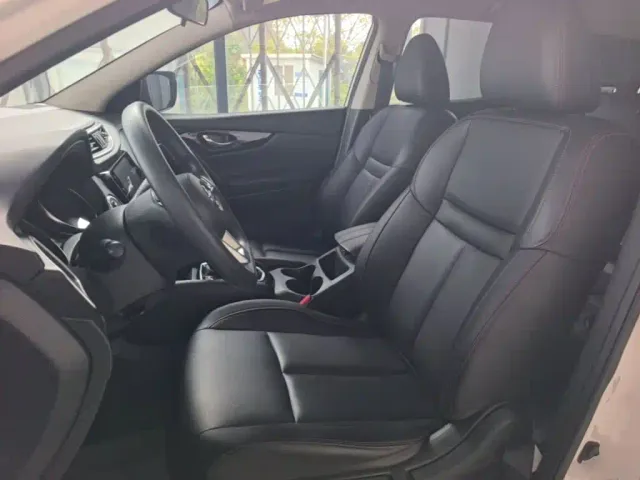 Nissan Qashqai — Фото автомобиля 14