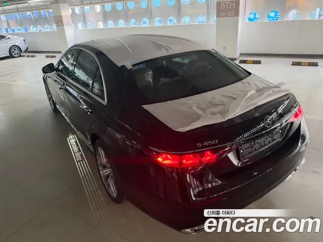 Mercedes-Benz S-Class — Фото автомобиля 2