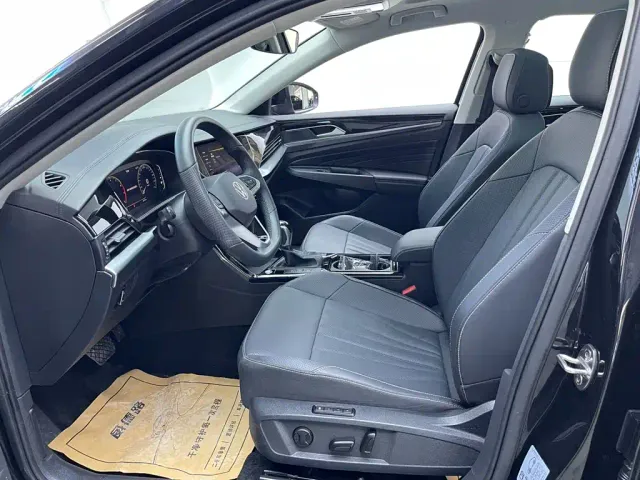 Volkswagen Passat — Фото автомобиля 14