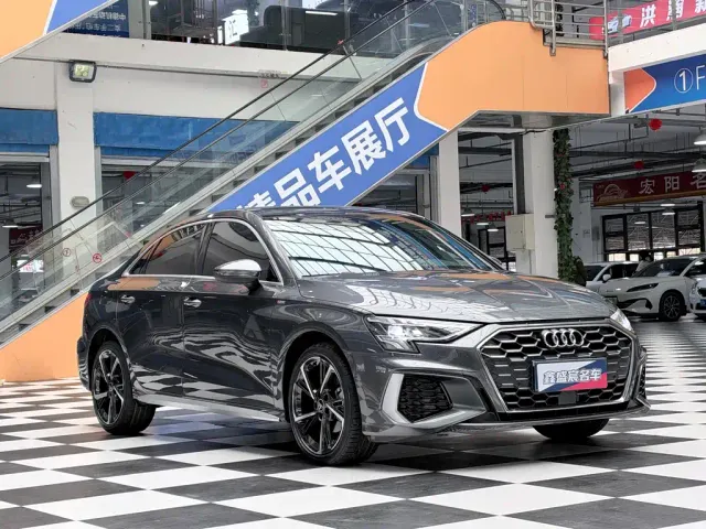 Audi A3 — Фото автомобиля 3
