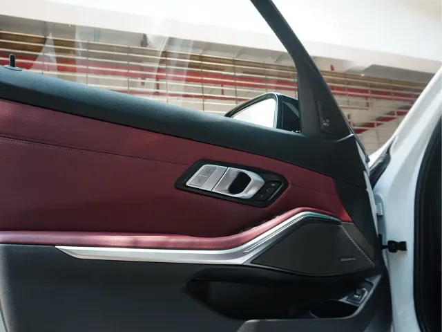 BMW 3 Series — Фото автомобиля 13