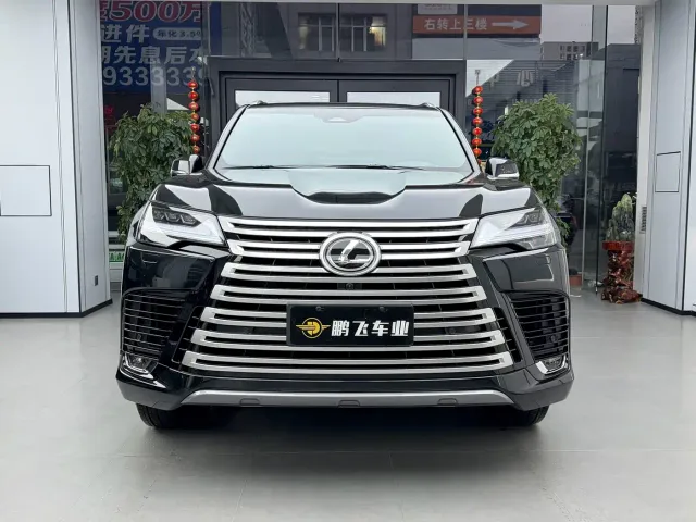 Lexus LX — Фото автомобиля 2