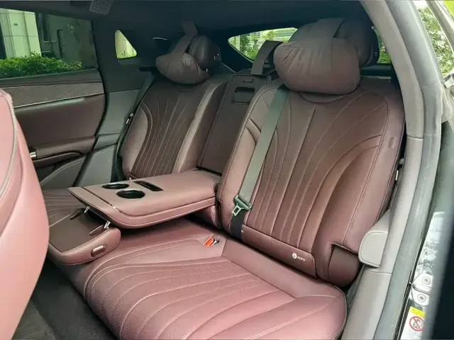 Denza Denza Z9GT 2024 Model 1100 AWD Pro Edition — Фото автомобиля 11