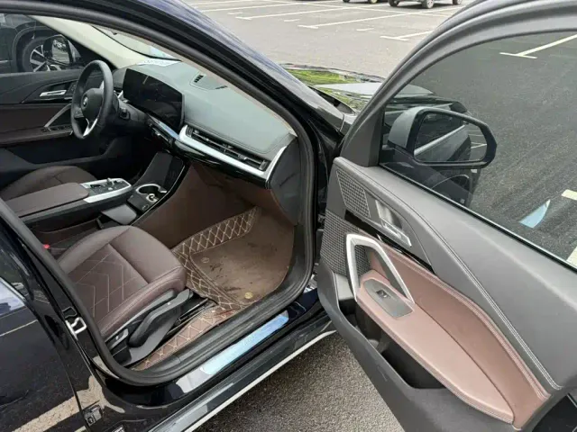 BMW X1 — Фото автомобиля 13