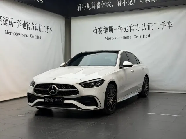 Фотография автомобиля — Mercedes-Benz C-Class