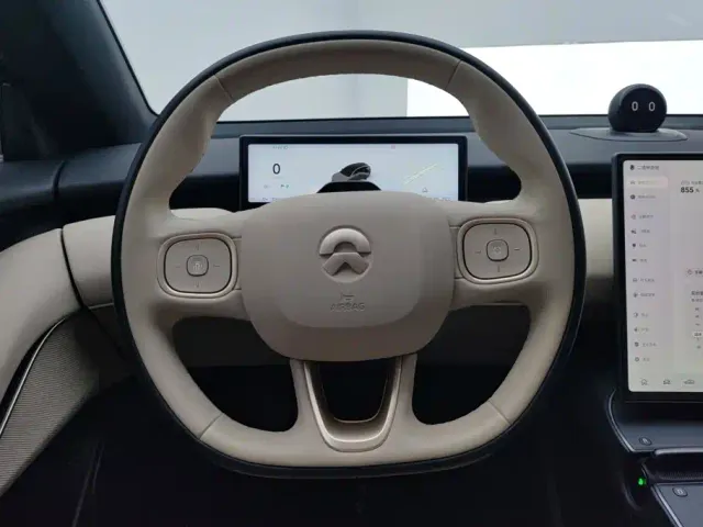 Nio ET5 Touring — Фото автомобиля 15