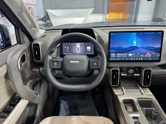 Haval Big Dog — Фото автомобиля 13