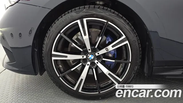 BMW 5-Series 5 серия (G60) 530i xDrive M Sport — Фото автомобиля 4