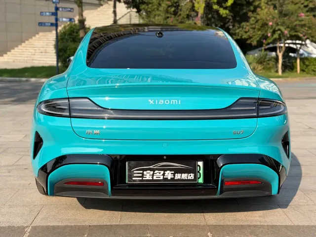 Xiaomi SU7 — Фото автомобиля 7