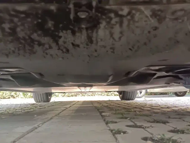 Tesla Model Y — Фото автомобиля 22