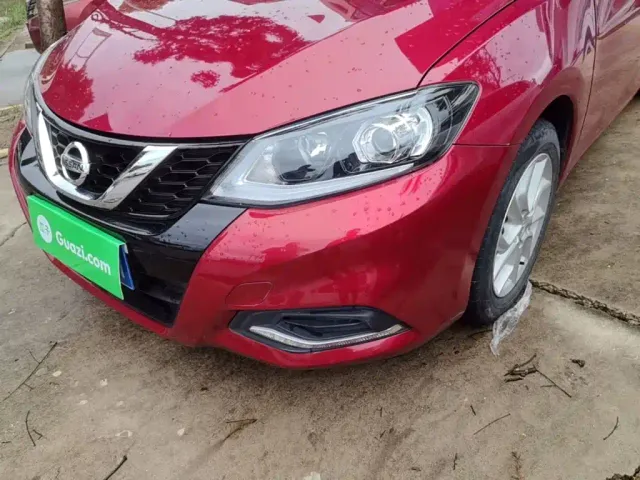 Nissan Tiida — Фото автомобиля 23