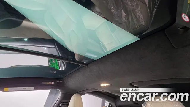 Tesla Model X — Фото автомобиля 3