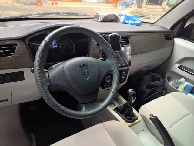 Jinbei New Hiace X30L — Фото автомобиля 5