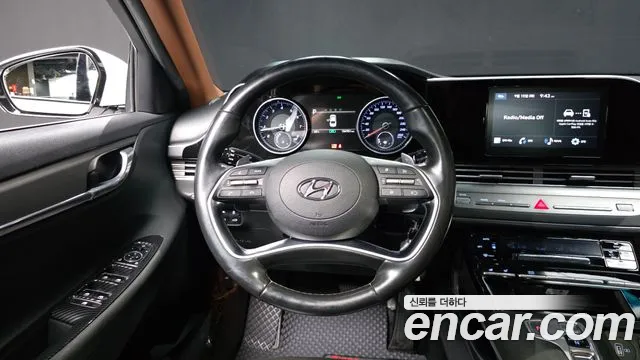 Hyundai Grandeur Grandeur (New) — Фото автомобиля 13