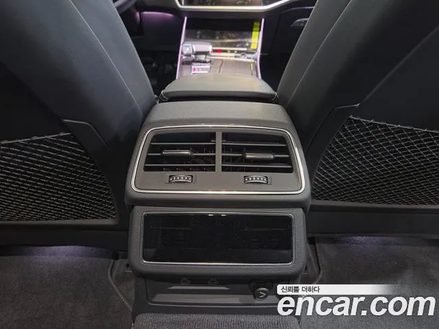 Audi A6 C8 — Фото автомобиля 13