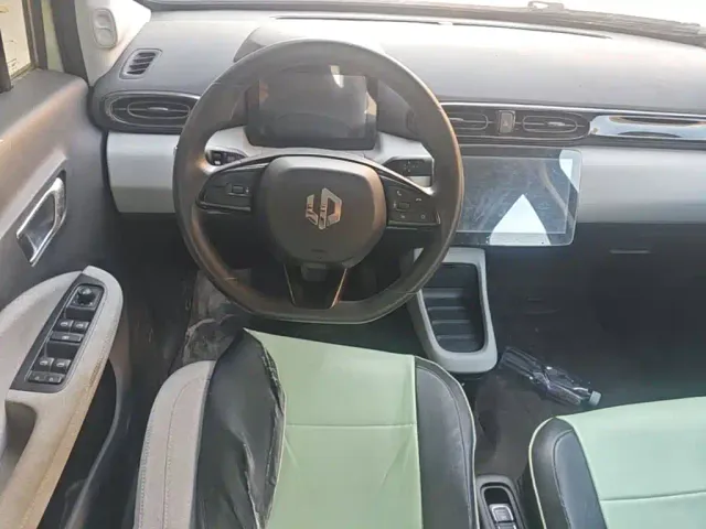 Leapmotor T03 — Фото автомобиля 10