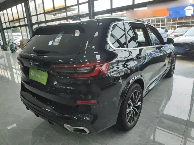BMW X5 — Фото автомобиля 6