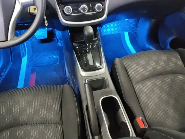 Nissan Tiida — Фото автомобиля 13