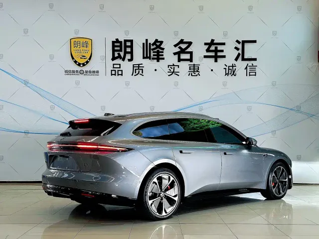 Nio ET5 Touring — Фото автомобиля 6