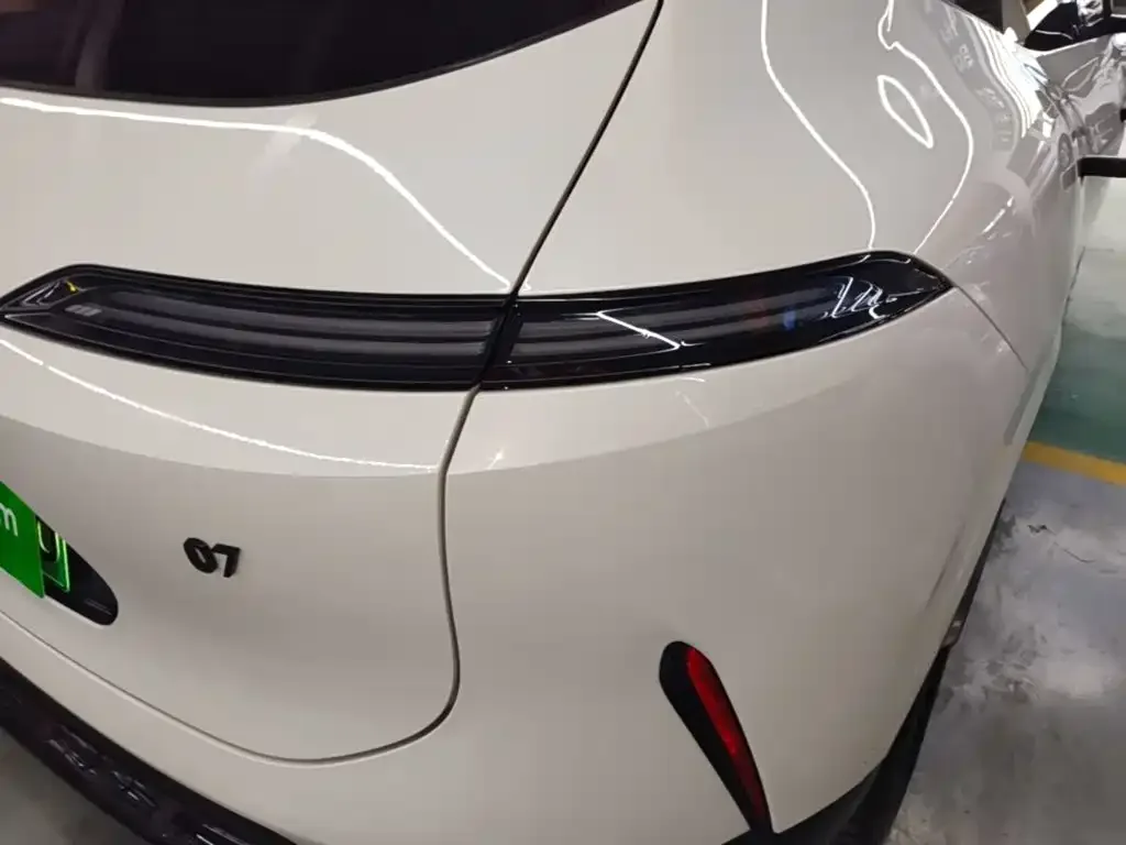 Avatr Avatr 07 2026 model Ultra EV AWD — Фото автомобиля 23