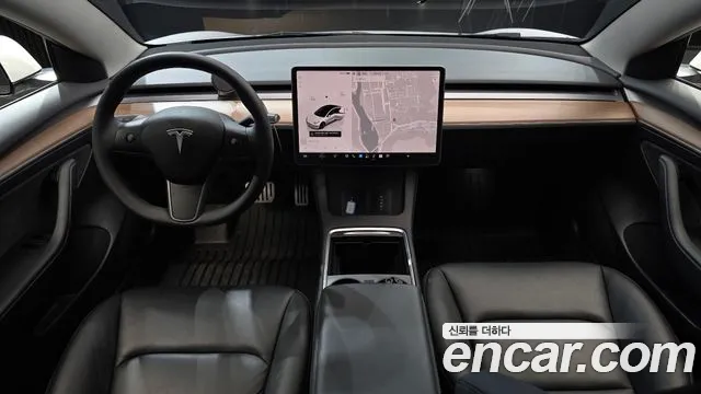 Tesla Model 3 — Фото автомобиля 7