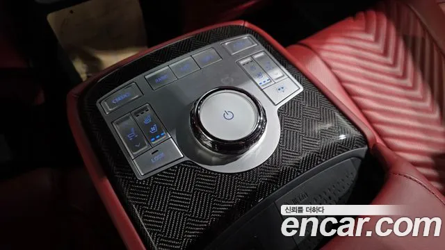Genesis G80 Бензин 3.5 турбо AWD — Фото автомобиля 29