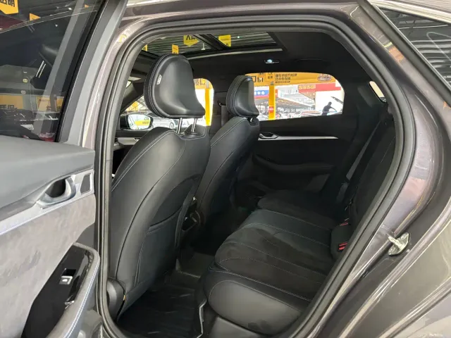 Geely Xingrui — Фото автомобиля 10