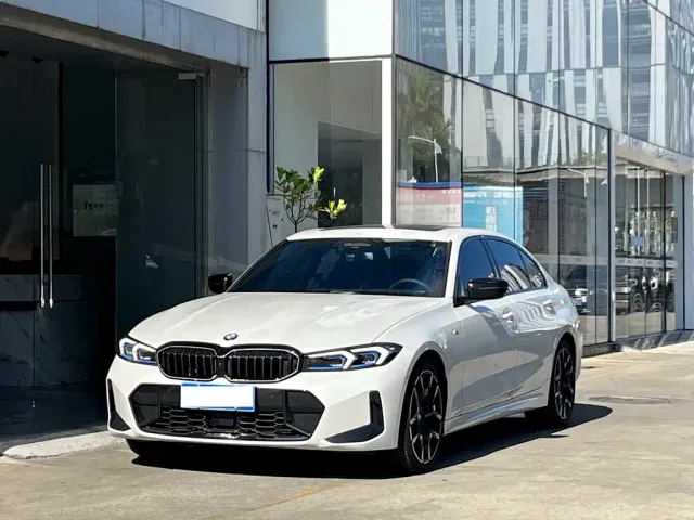 Фотография автомобиля — BMW 3 Series
