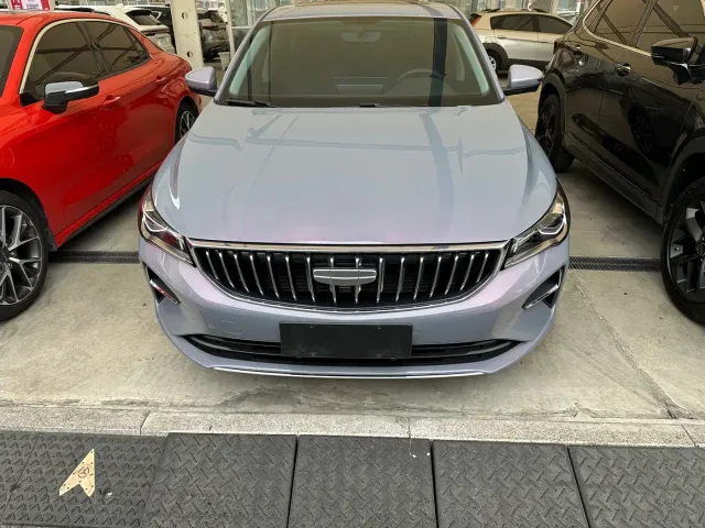 Geely Emgrand — Фото автомобиля 2