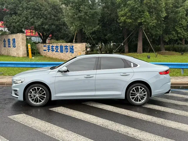 Geely Xingrui — Фото автомобиля 3