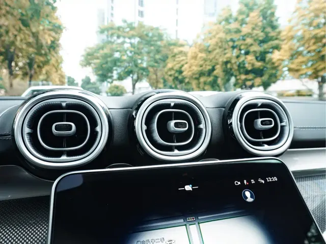Mercedes-Benz C-Class — Фото автомобиля 22