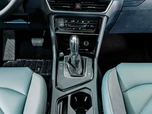 Volkswagen Tharu — Фото автомобиля 12