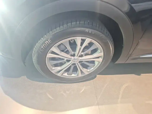 Buick Envision Plus — Фото автомобиля 22