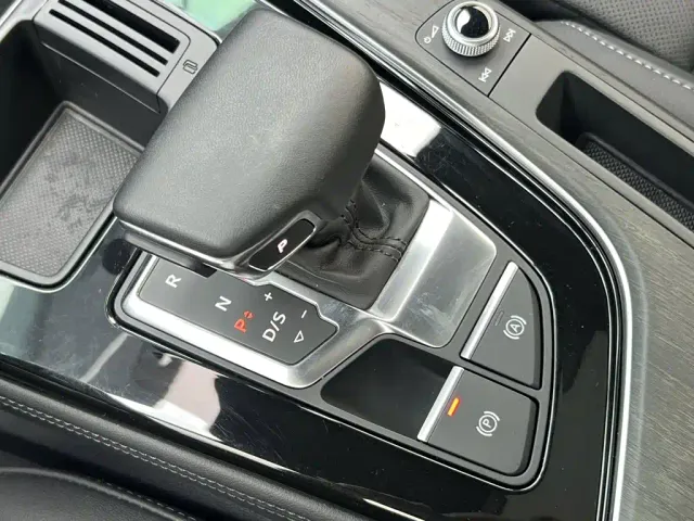Audi A4L — Фото автомобиля 18